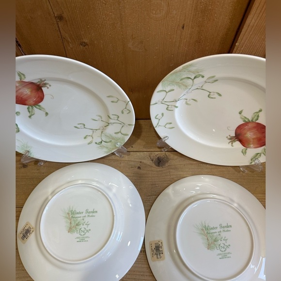 LENOX Winter Garden Pomegranate with Mistletoe Salad Plates Set Of 4 - Picture 2 of 5